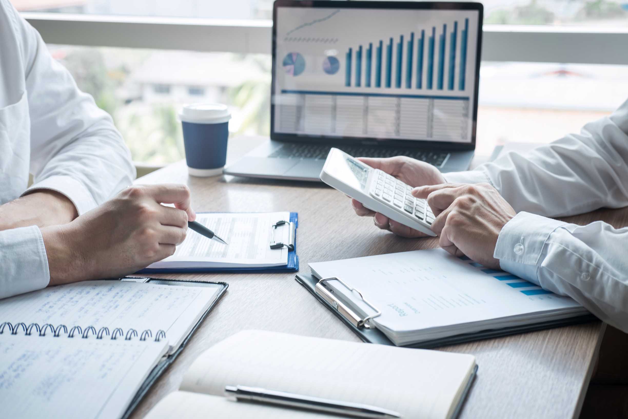 Geld investeren kan gemakkelijk online